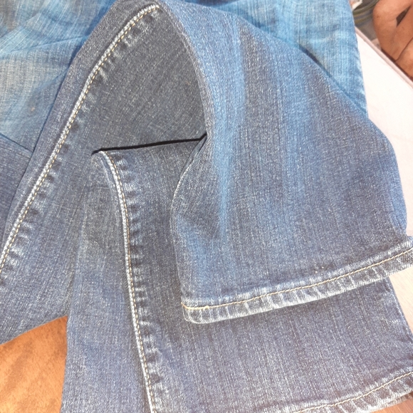 Levi's signature Jean's 10/30 - Picture 4 of 6